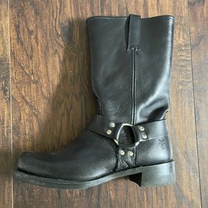 Frye Men’s 12R harness engineer motorcycle style boots, black, EUC, size 10.5